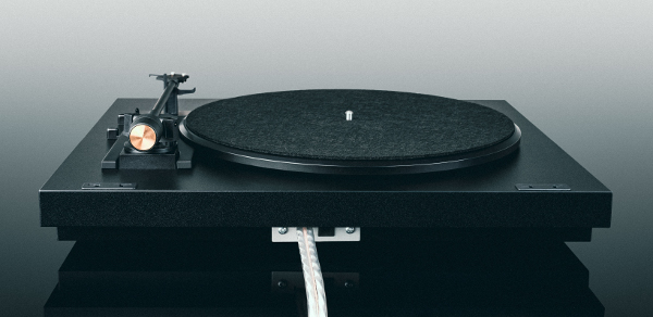 020122_pro-ject_A1_back.jpg