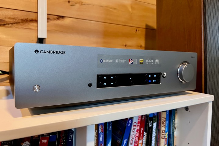 cambridge-audio-cxa81-integrated-amplifier.jpeg