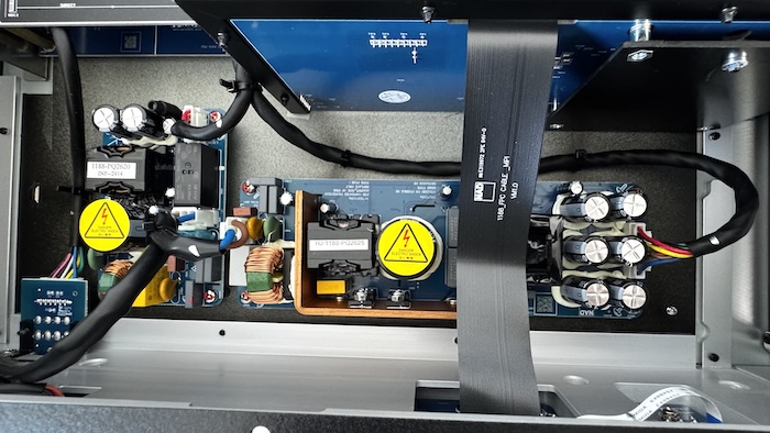 NAD-M66-Innenleben4.jpeg